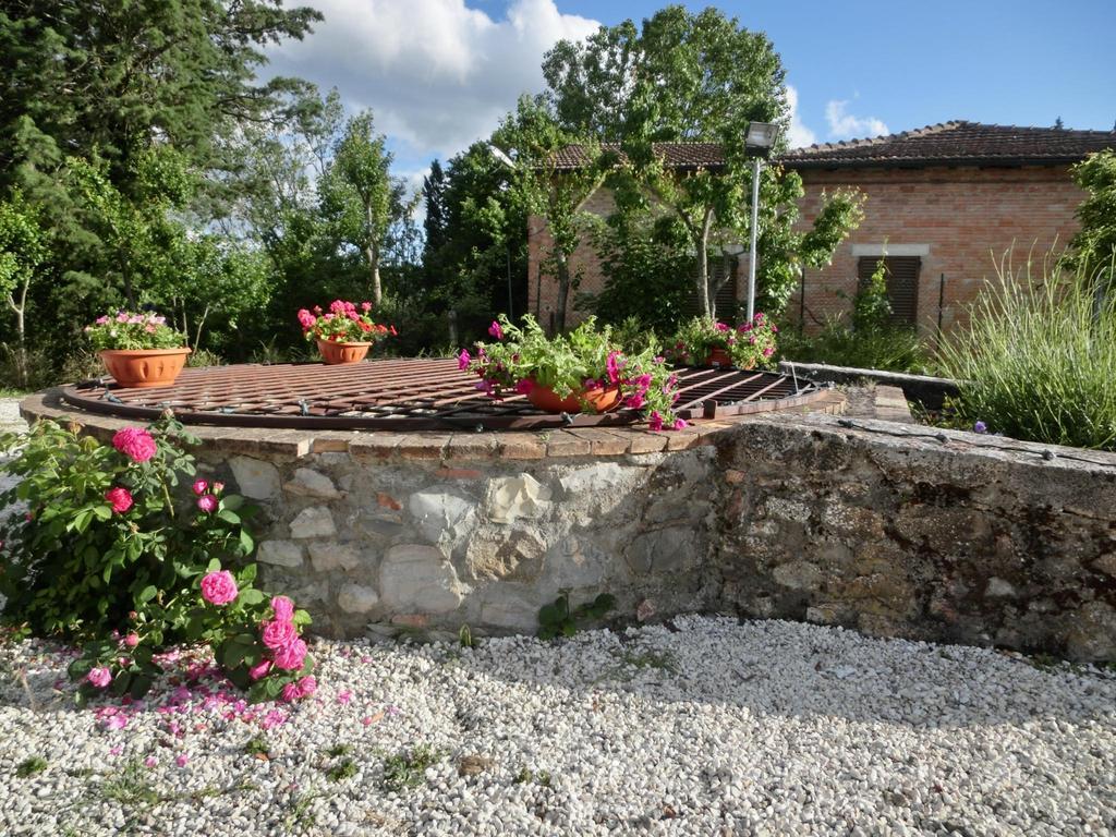 Country House La Fattoria Bellandi Contignano Exterior foto